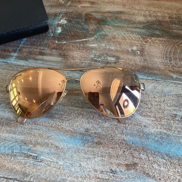 Burberry Sunglasses and case - Picture 2 of 10